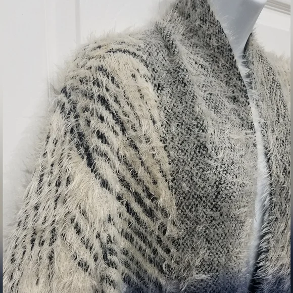 Orange Creek Cozy Cardigan Blue and Cream - Picture 6 of 7